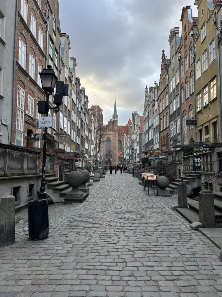 b49b9eb9 65e9 4c8e 9d6c c19074adfe8e 1 105 c